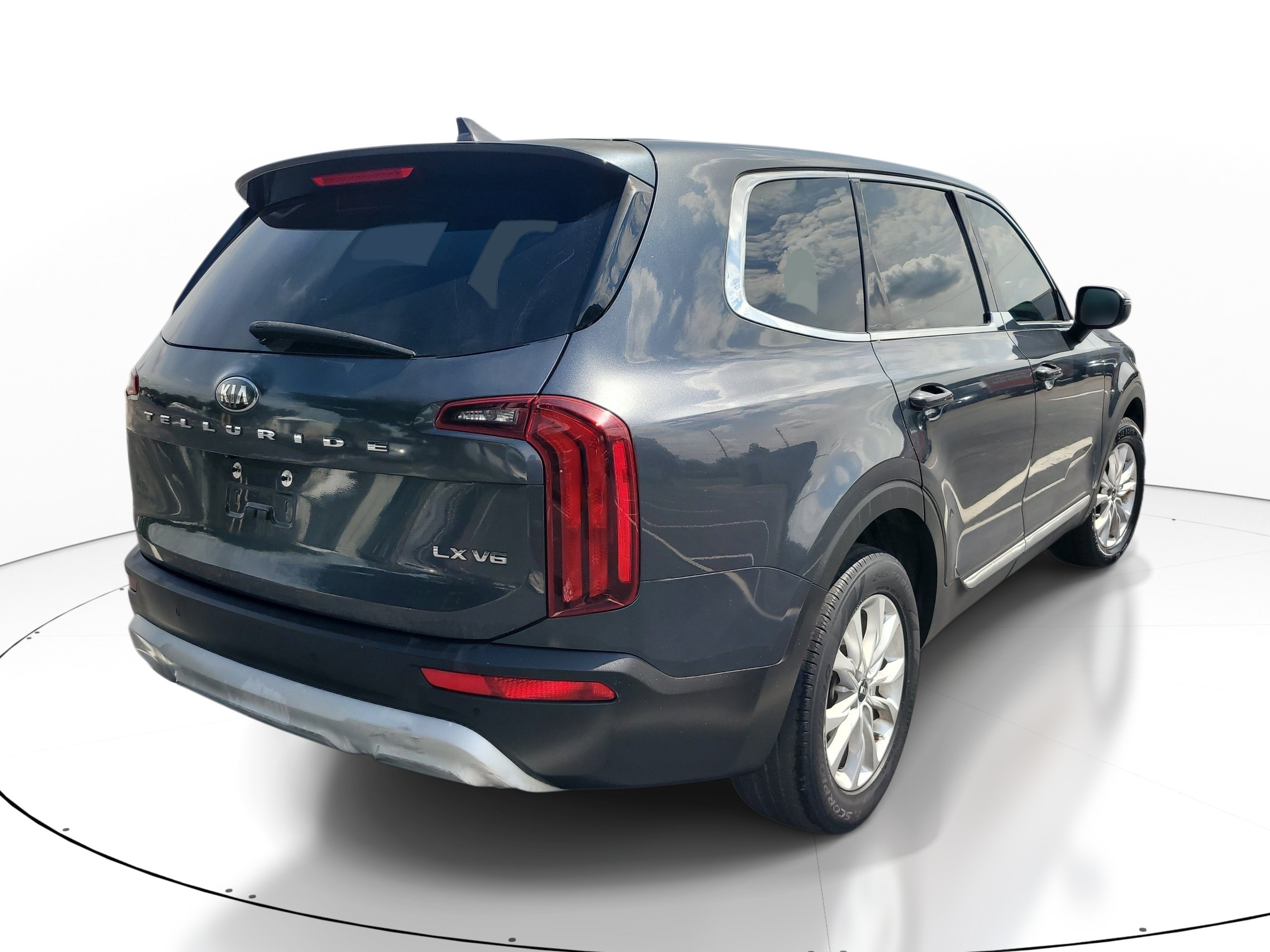 Used 2021 Kia Telluride LX FWD image 4