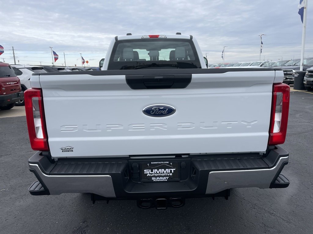 New 2026 Ford F350 XL w/ XL Chrome Package image 33