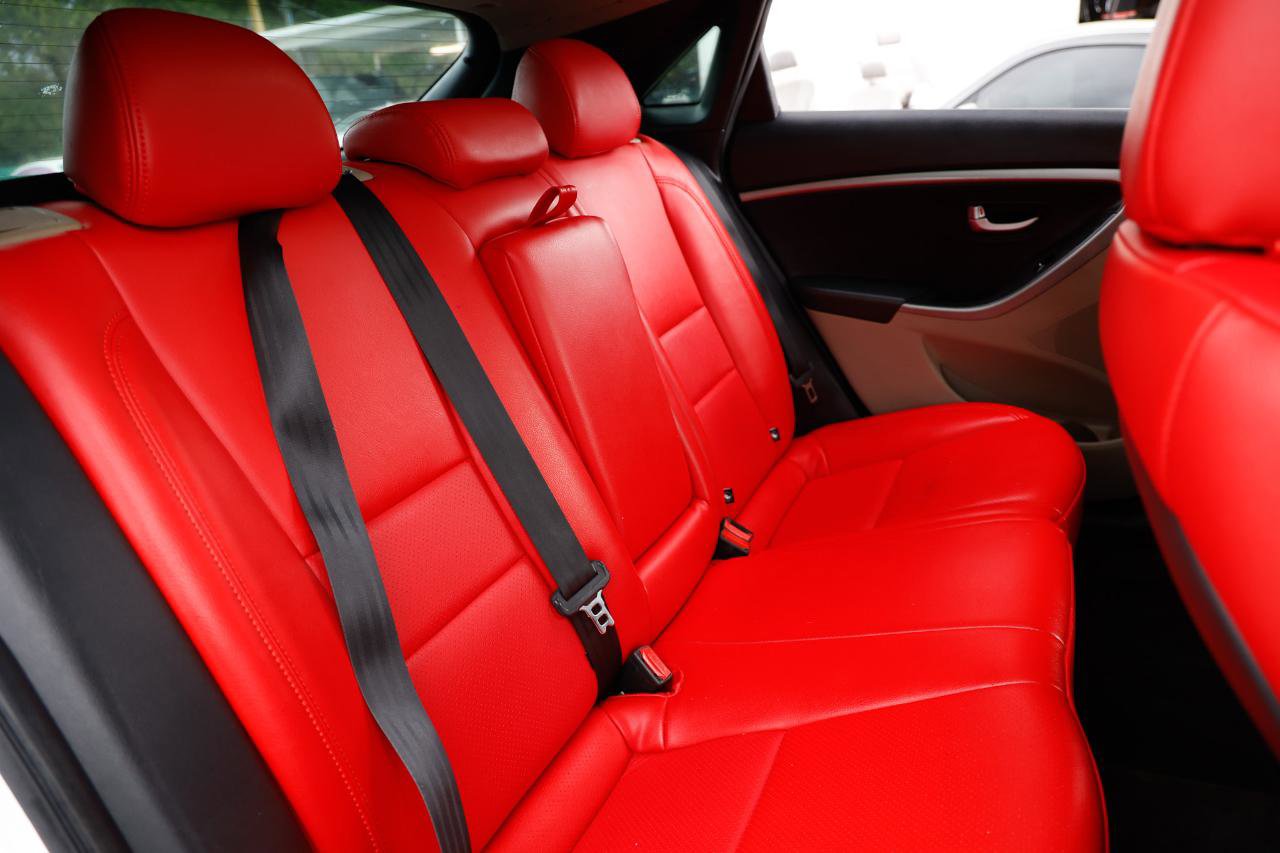 Used 2013 Hyundai Elantra GT w/ Style Pkg image 14