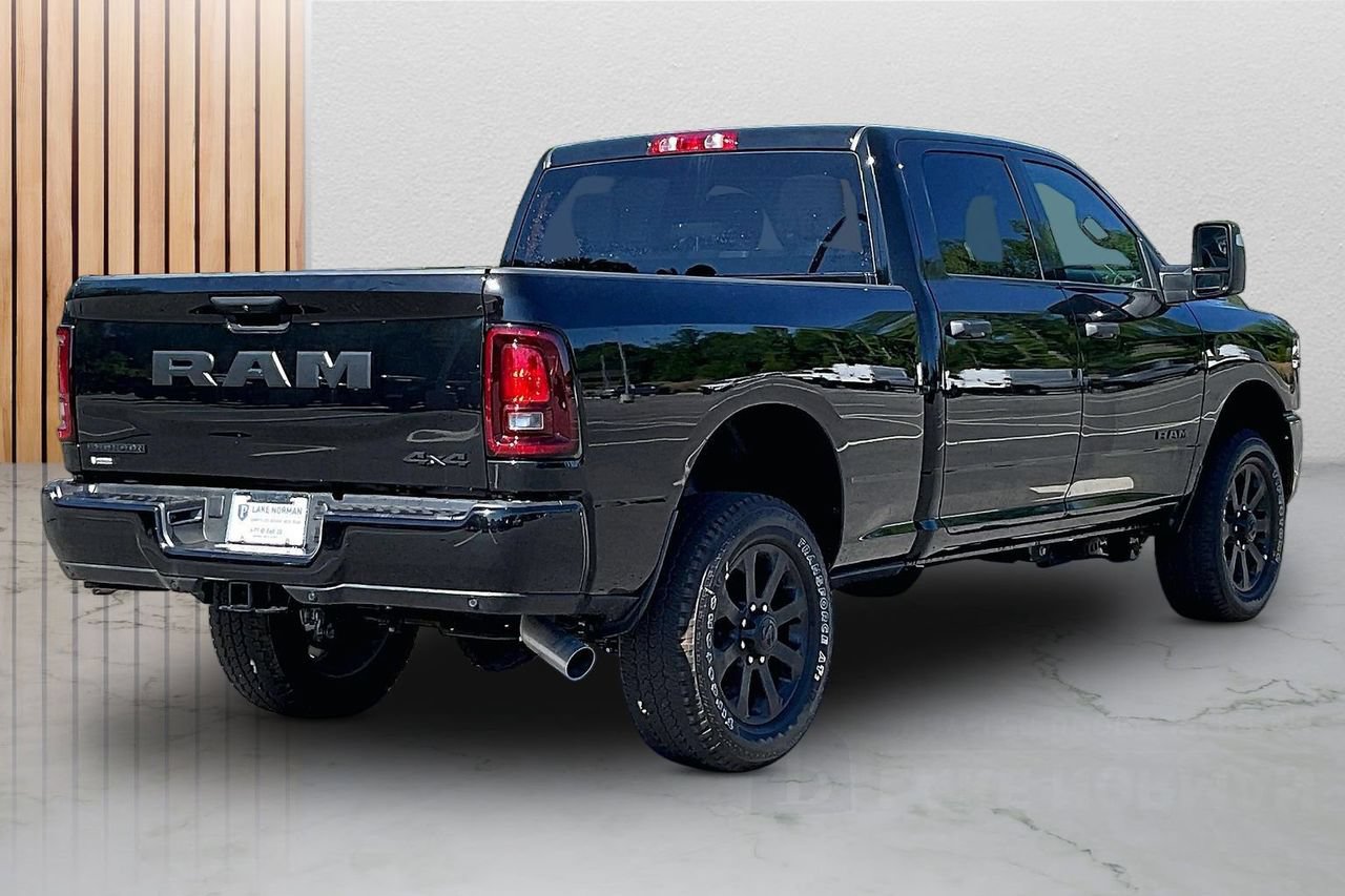 New 2026 RAM 2500 Big Horn AWD/4WD image 9