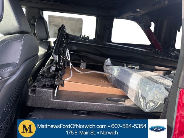 New 2025 Ford Bronco Badlands w/ Sasquatch Package image 13