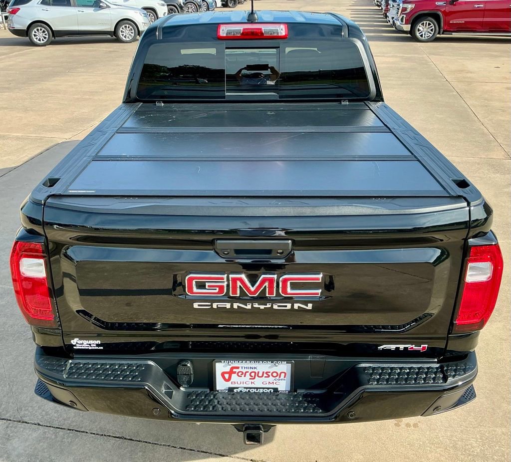 Used 2025 GMC Canyon AT4 AWD/4WD image 18