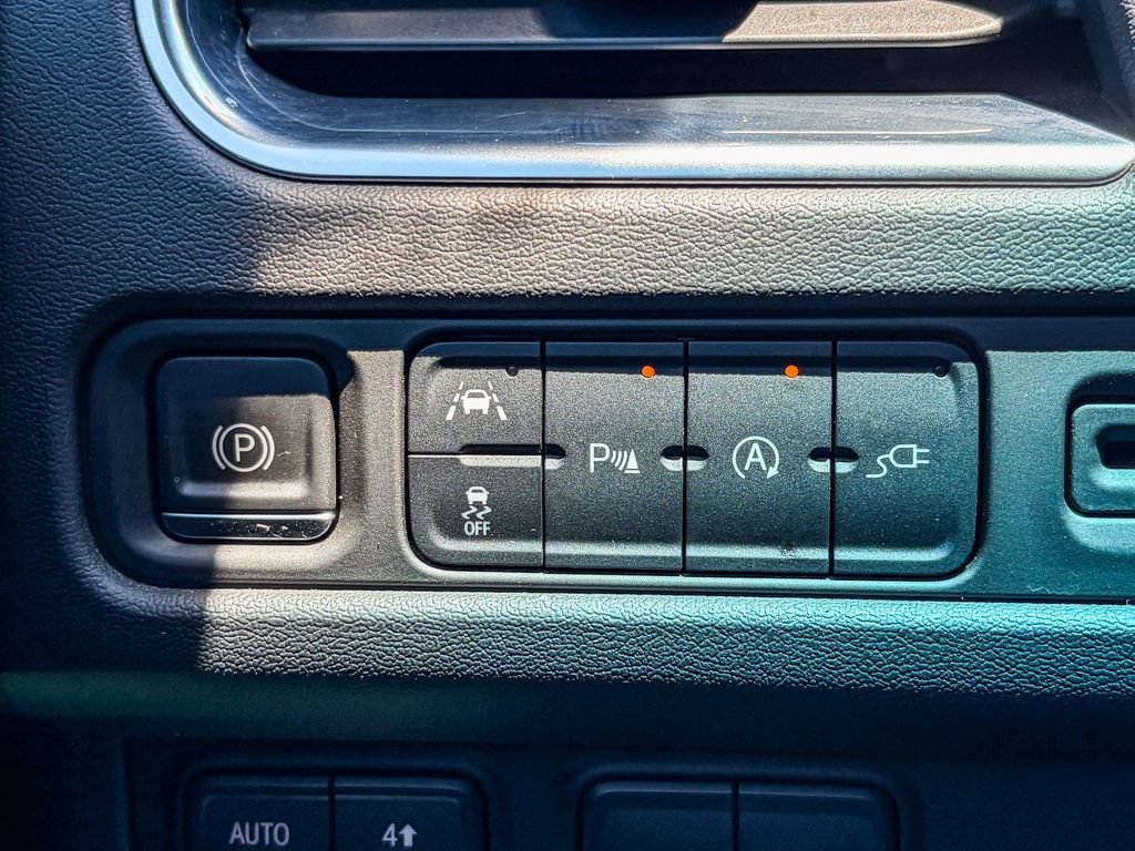 Used 2021 Chevrolet Suburban RST w/ Luxury Package AWD/4WD image 48