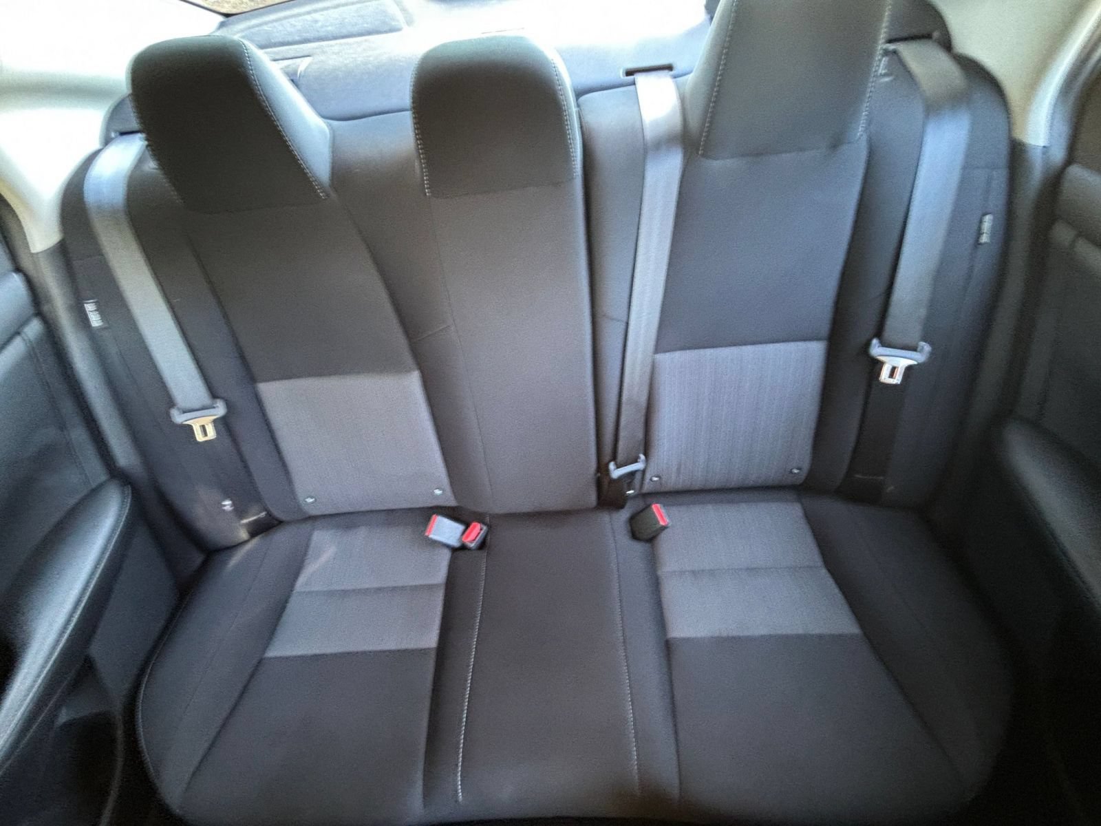 Used 2025 Nissan Sentra SV FWD image 35