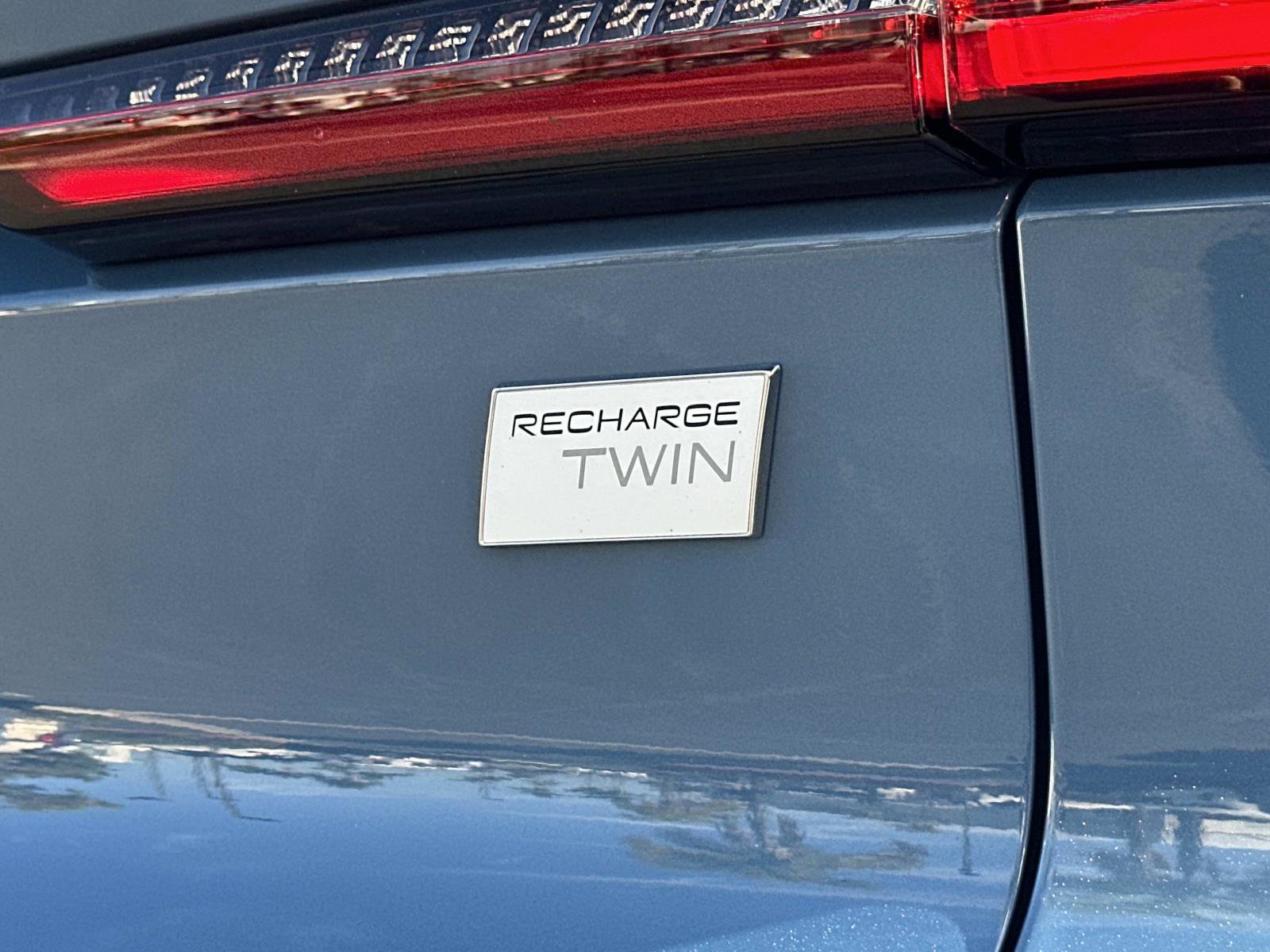 Certified 2023 Volvo C40 P8 Recharge Plus image 28