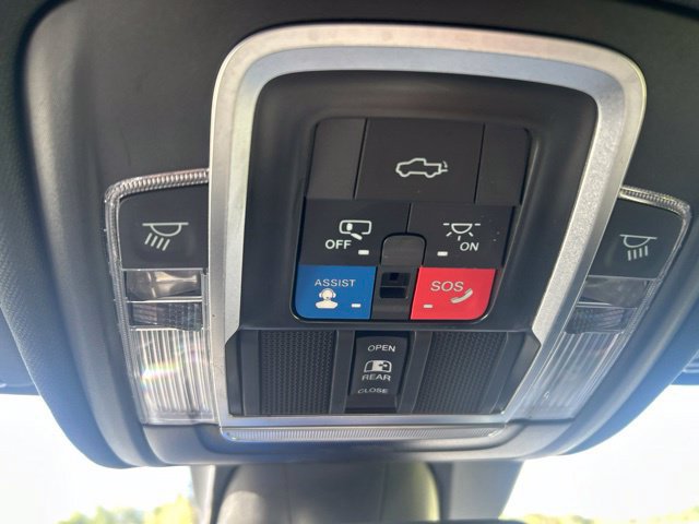 Used 2022 RAM 1500 Limited AWD/4WD image 36
