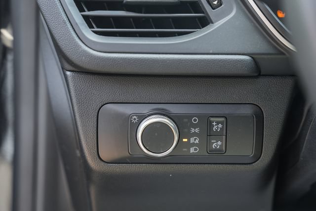 Used 2020 Ford Escape SE FWD image 46