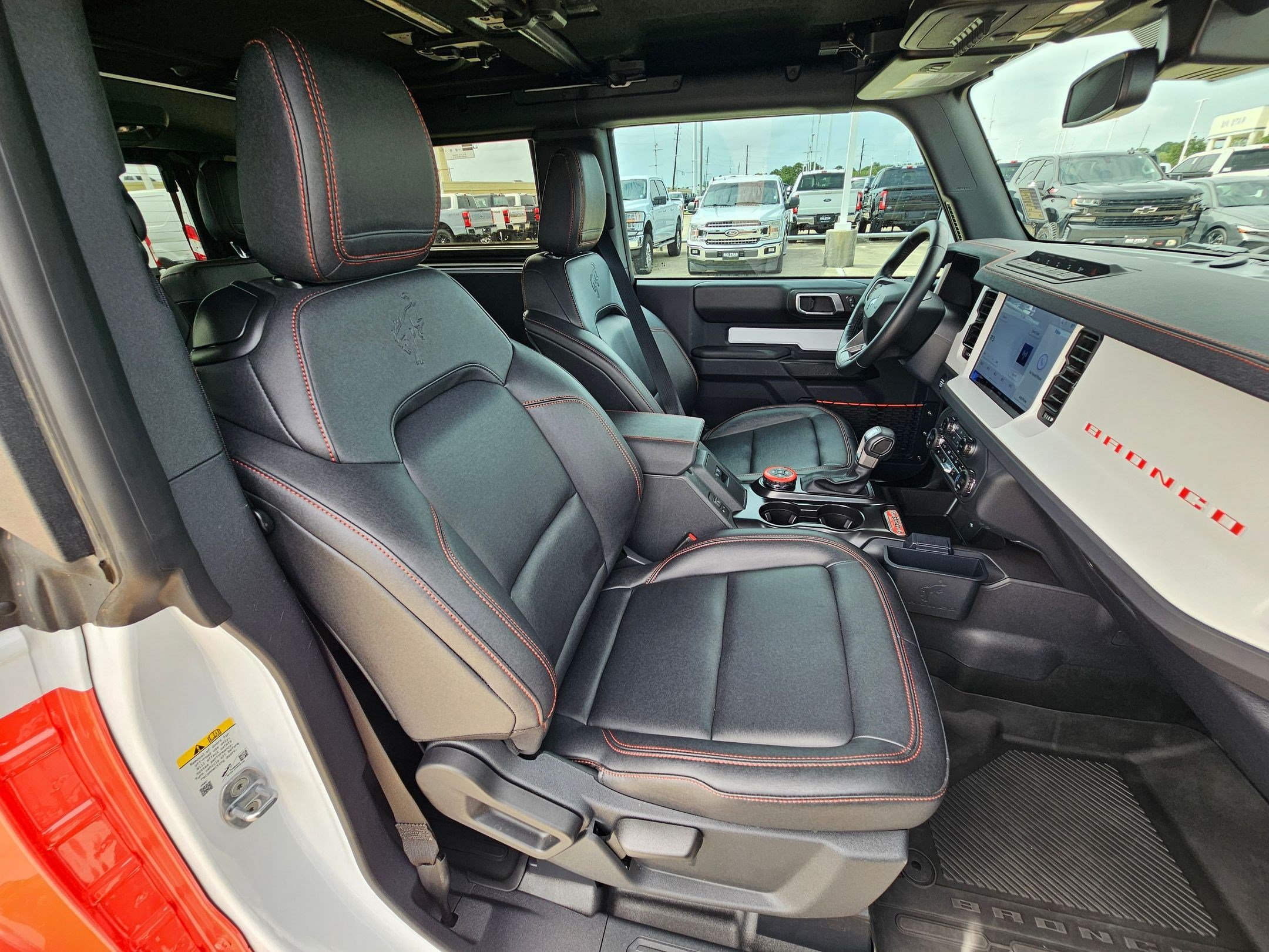 Used 2025 Ford Bronco Stroppe Edition AWD/4WD image 31