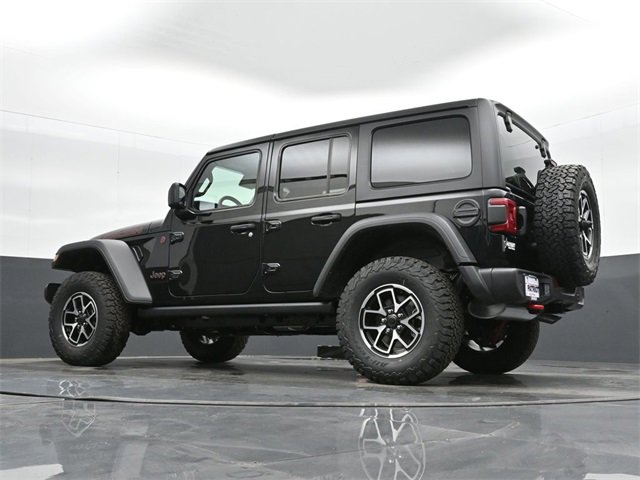 Used 2024 Jeep Wrangler Unlimited Rubicon w/ Technology Group image 36