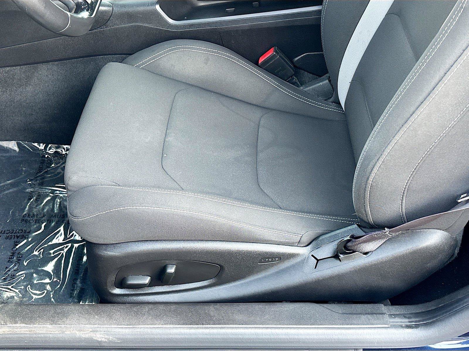 Used 2016 Chevrolet Camaro LT RWD image 18