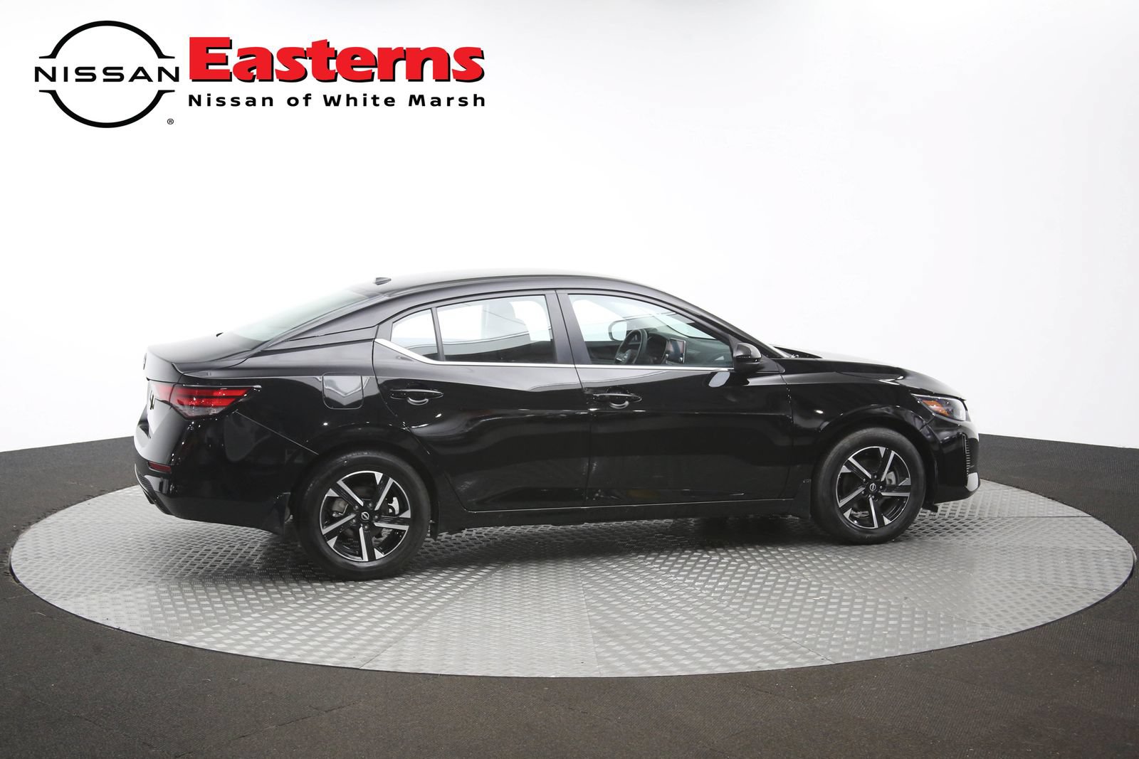 Used 2025 Nissan Sentra SV FWD image 42