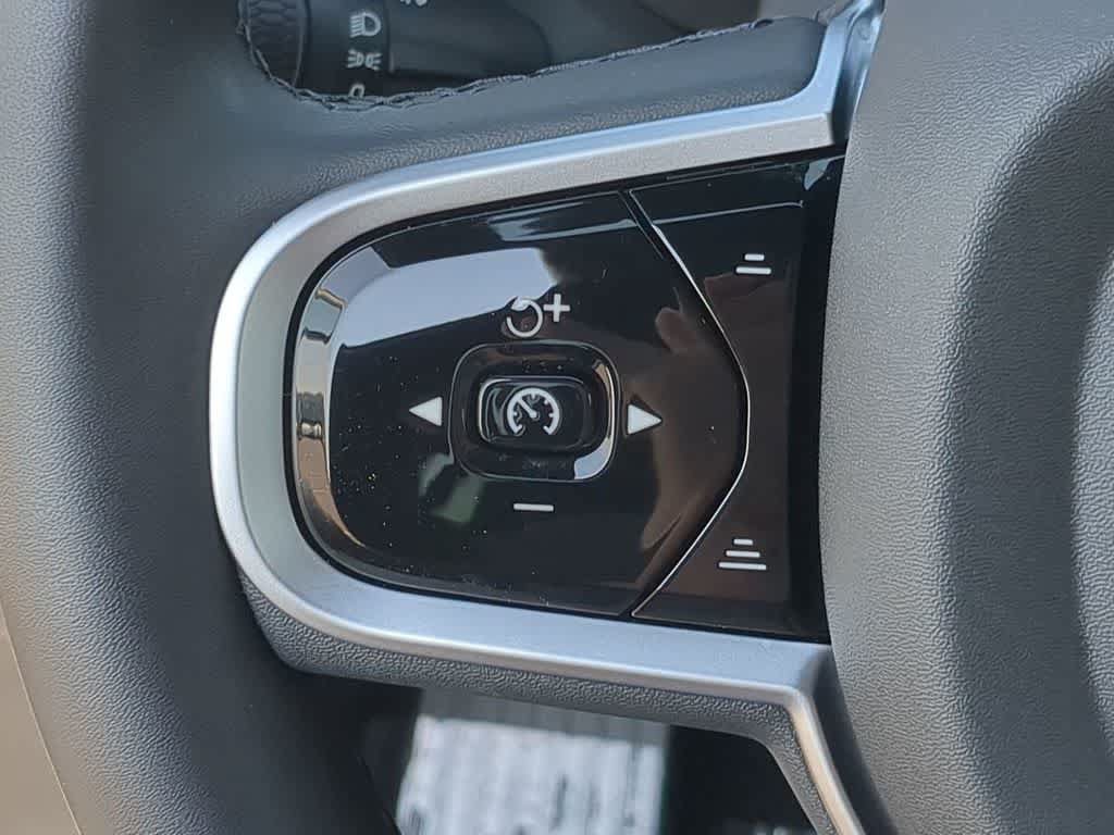 Certified 2026 Volvo XC90 T8 Ultra AWD/4WD image 22