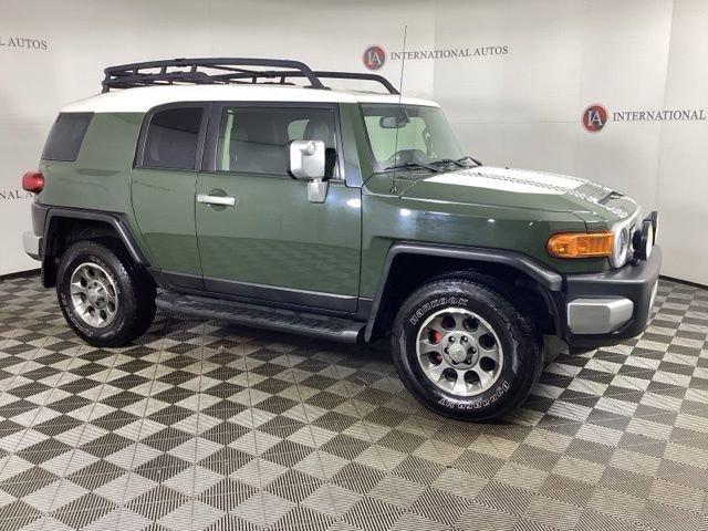 Used 2013 Toyota FJ Cruiser 4WD image 3