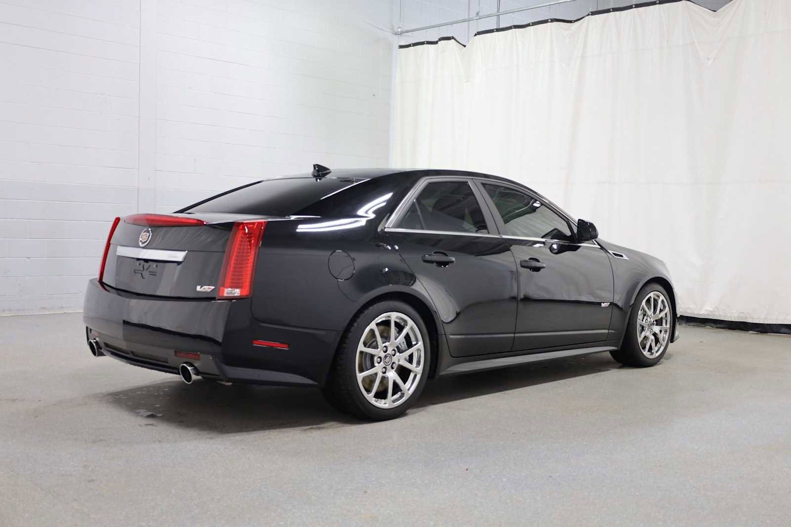 Used 2011 Cadillac CTS V w/ Wood Trim Package image 9