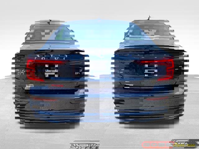 Used 2024 Volvo S60 B5 Plus image 4