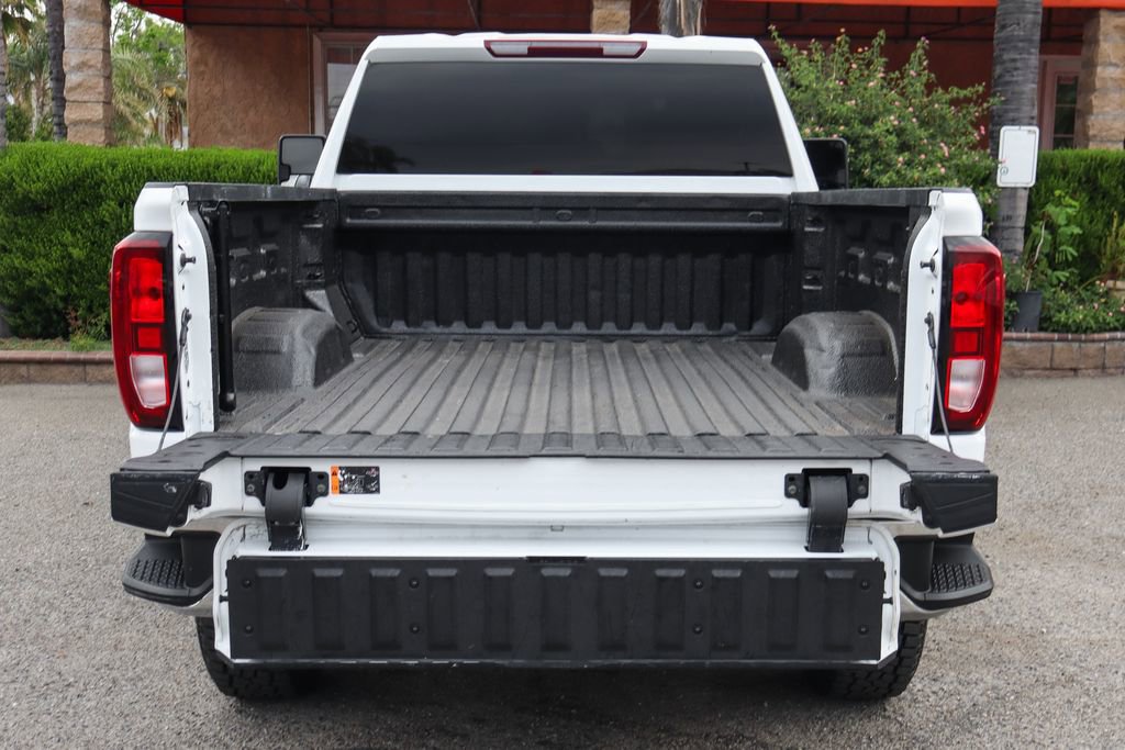 Used 2022 GMC Sierra 2500 SLE w/ SLE Convenience Package image 9