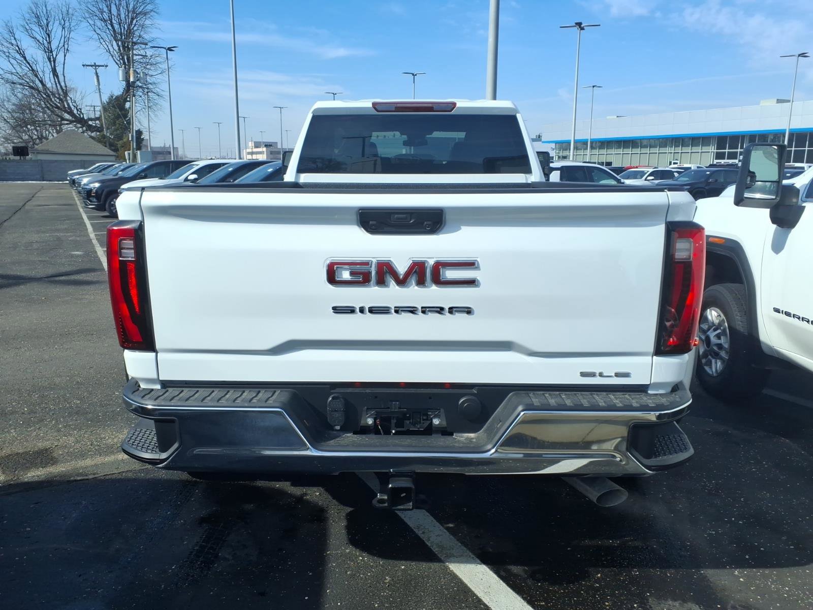 New 2026 GMC Sierra 3500 SLE w/ SLE Value Package image 5