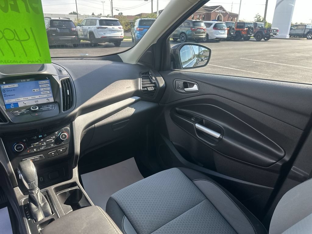 Used 2019 Ford Escape SE AWD/4WD image 11
