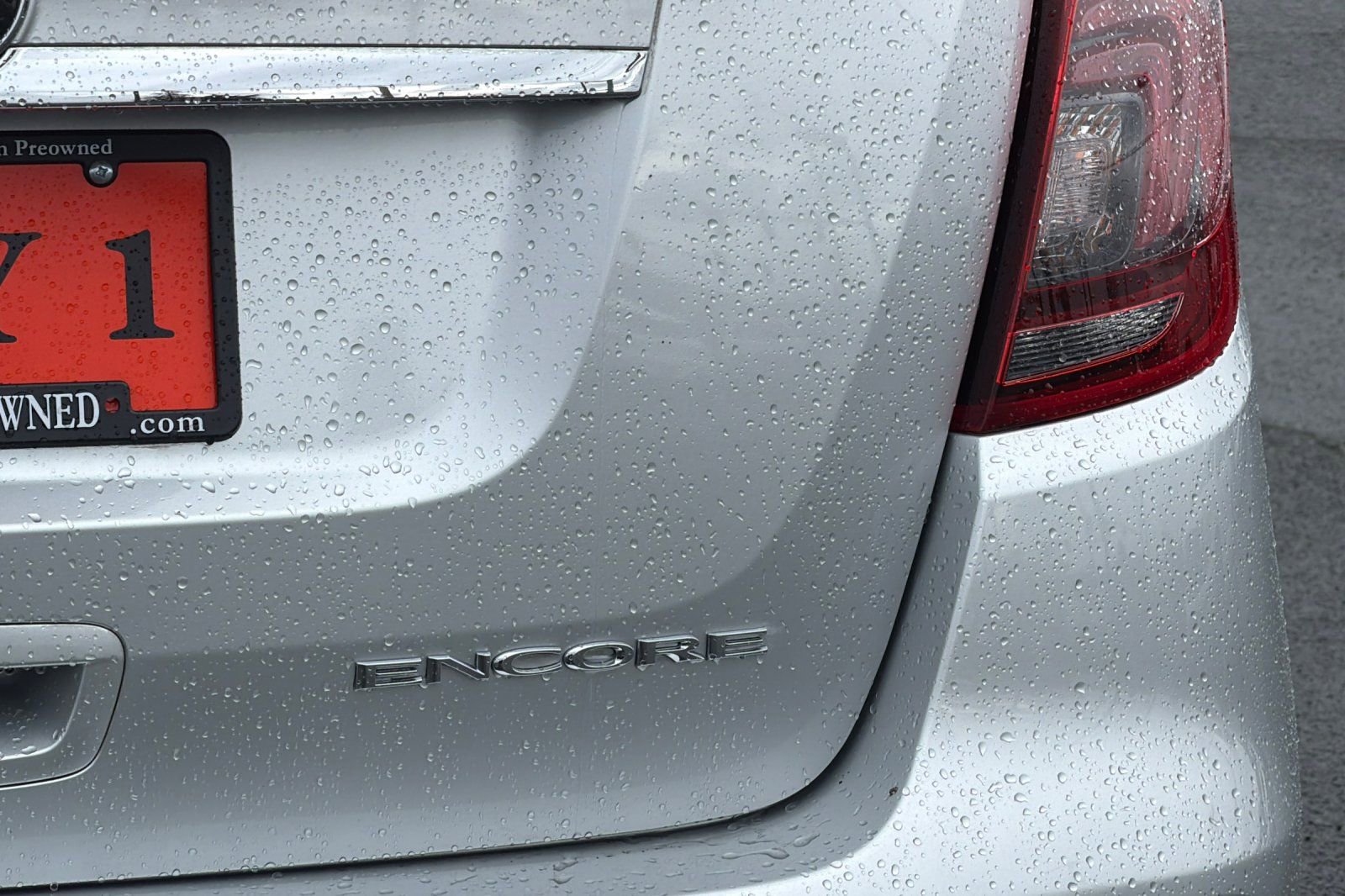 Used 2018 Buick Encore Preferred FWD image 28