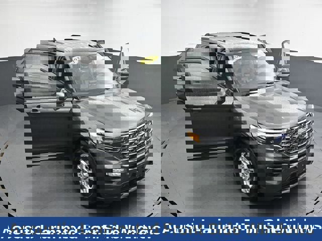 Used 2023 Ford Explorer XLT w/ Equipment Group 202A image 30