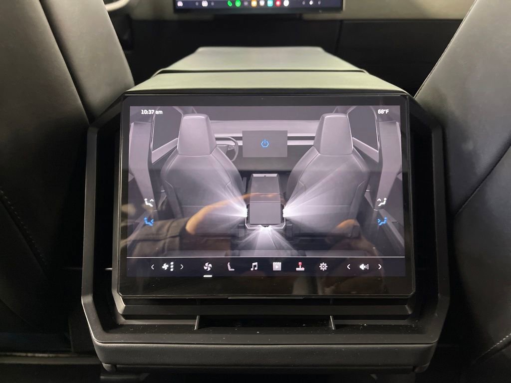 Used 2024 Tesla Cybertruck AWD Crew Cab image 29