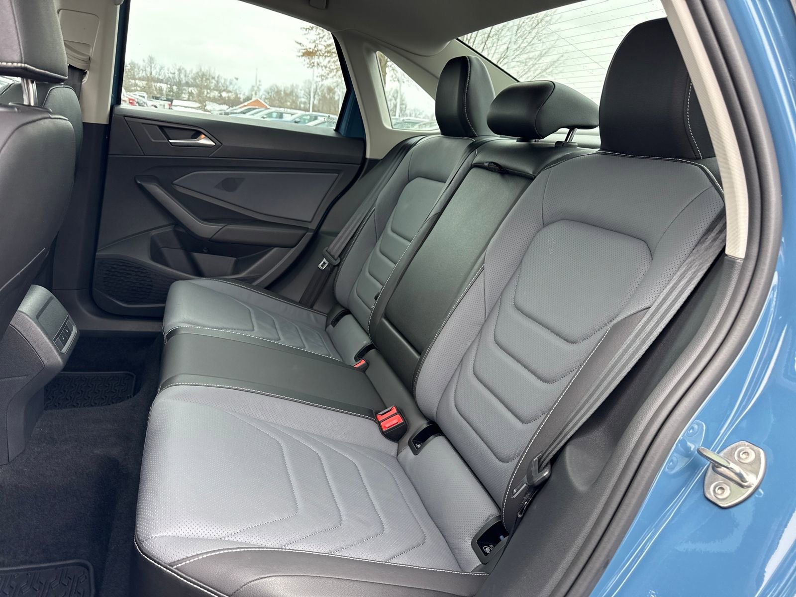 Certified 2025 Volkswagen Jetta SEL FWD image 16