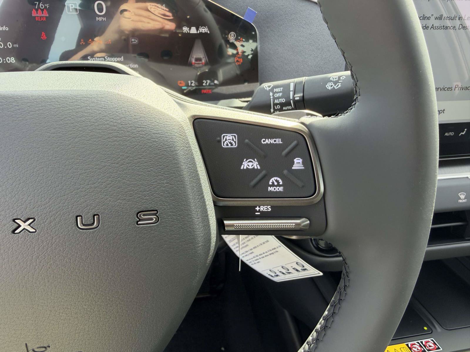 New 2026 Lexus ES 500e AWD/4WD image 17