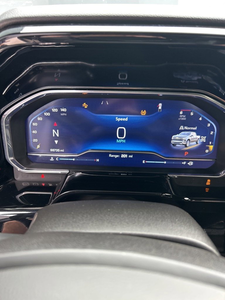 Used 2024 Chevrolet Silverado 1500 LTZ image 7