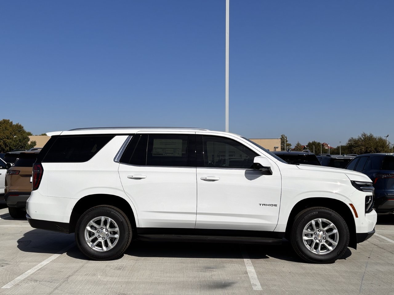 New 2027 Chevrolet Tahoe LS RWD image 4