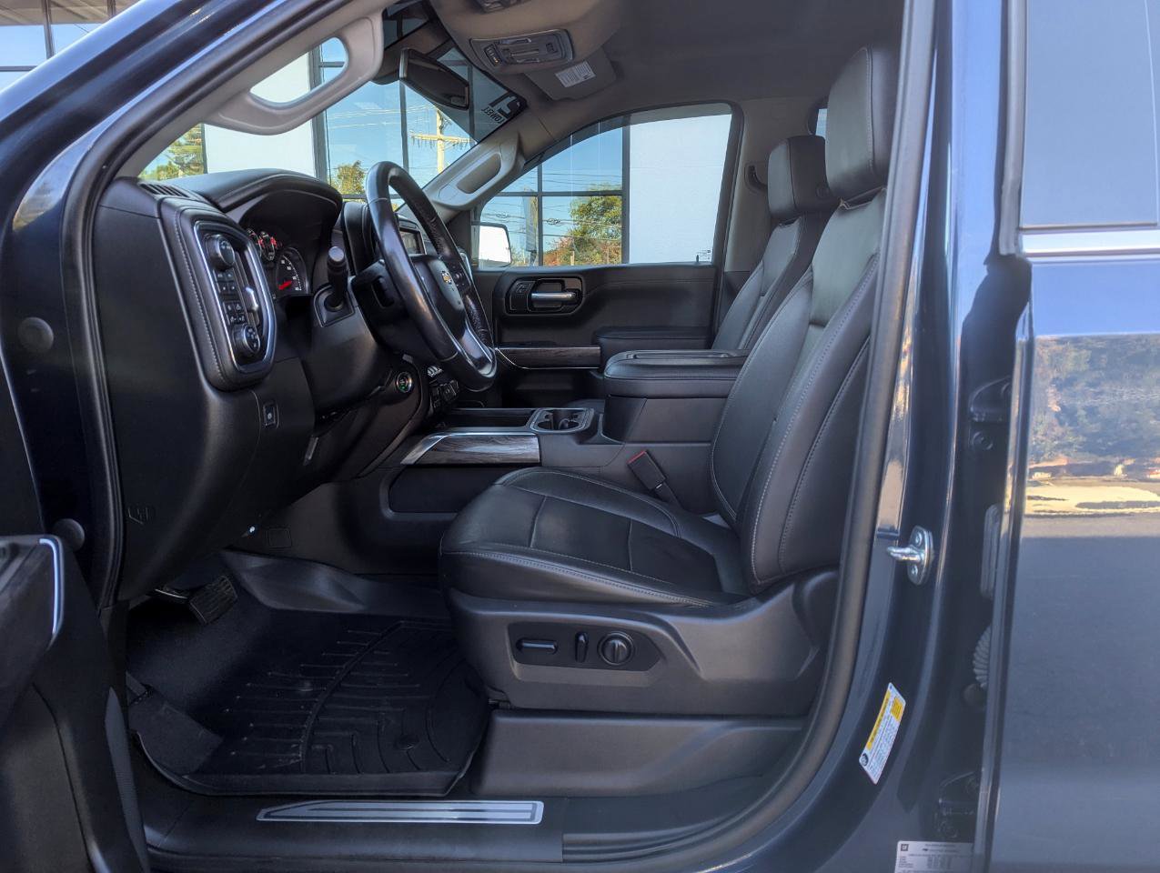 Used 2021 Chevrolet Silverado 1500 LTZ w/ Z71 Off-Road Package AWD/4WD image 12