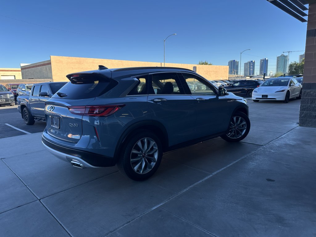 Used 2022 INFINITI QX50 Essential FWD image 3
