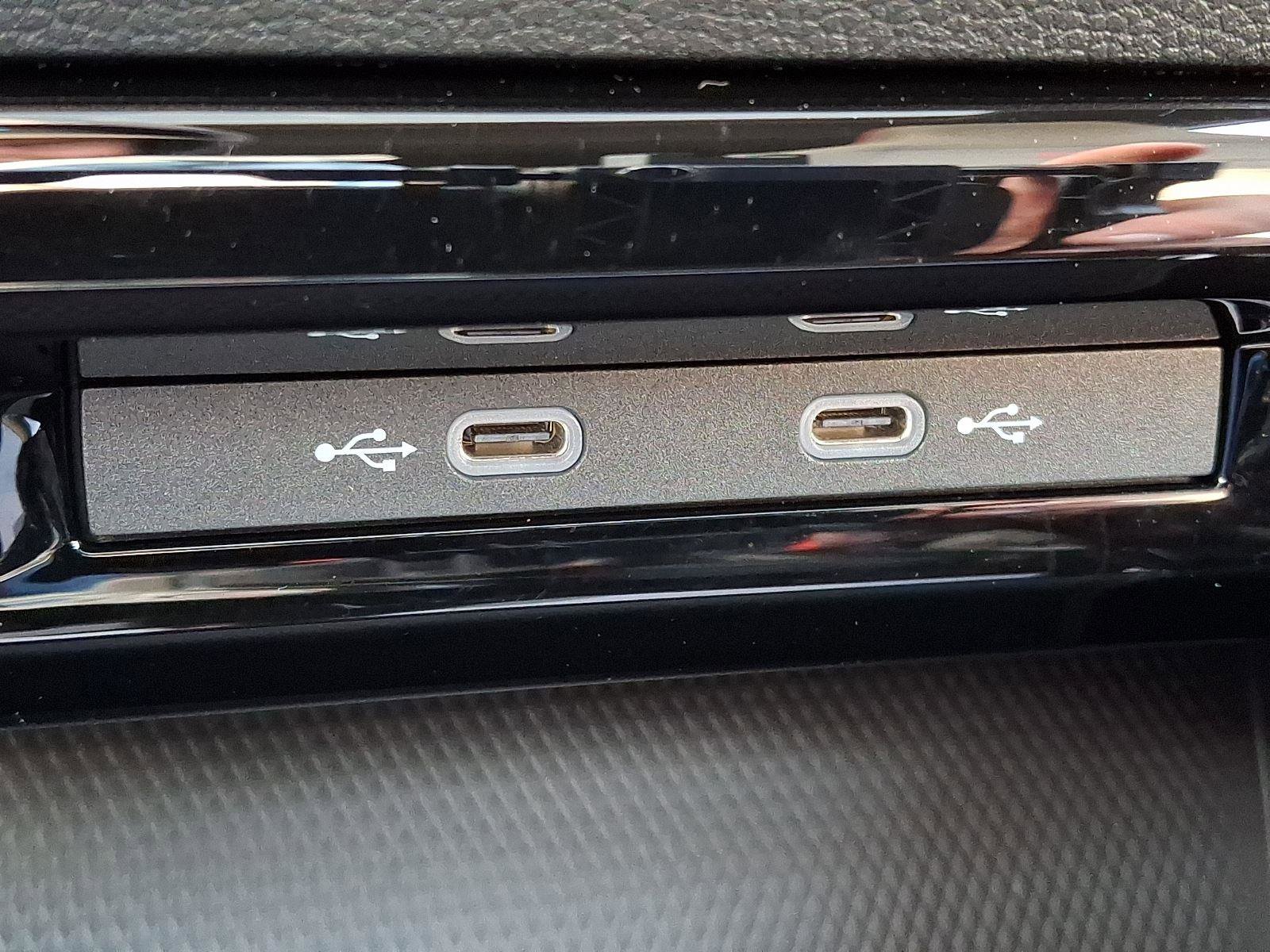 Used 2024 Volkswagen GTI SE image 31