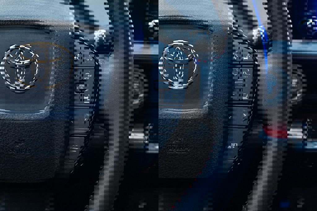 Certified 2024 Toyota Prius Prime SE image 26