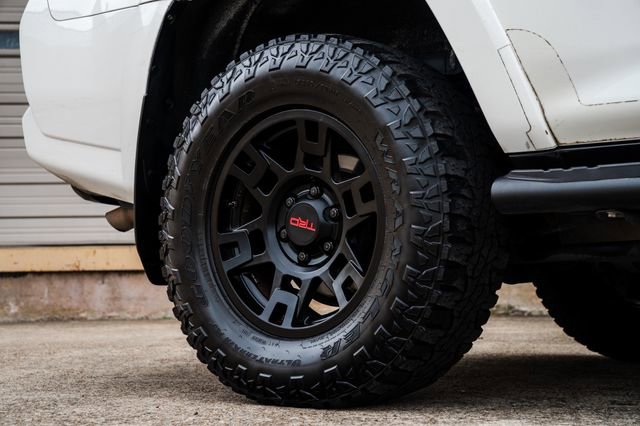 Used 2016 Toyota 4Runner TRD Pro AWD/4WD image 38