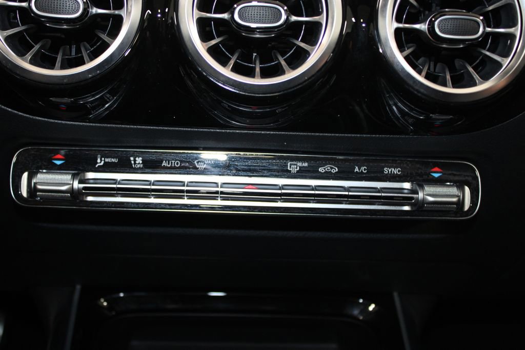 Used 2022 Mercedes-Benz GLA 35 AMG 4MATIC image 43