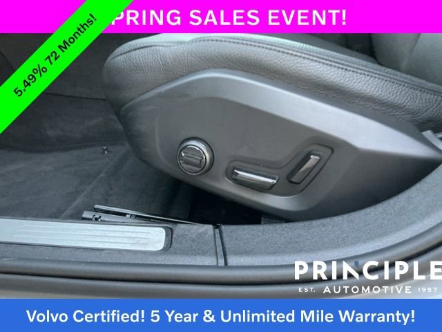 Certified 2025 Volvo S60 T8 Plus image 32