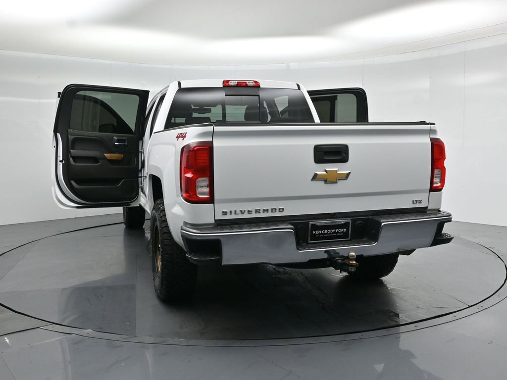 Used 2018 Chevrolet Silverado 1500 LTZ AWD/4WD image 29