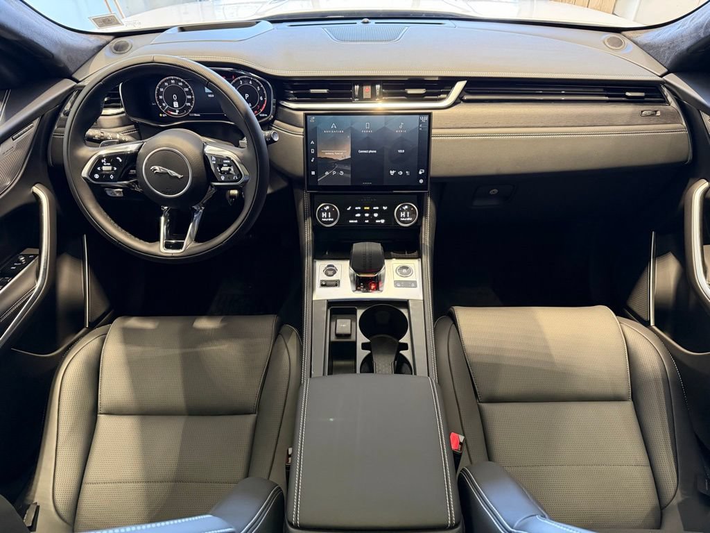 New 2026 Jaguar F-PACE R-Dynamic S AWD/4WD image 19