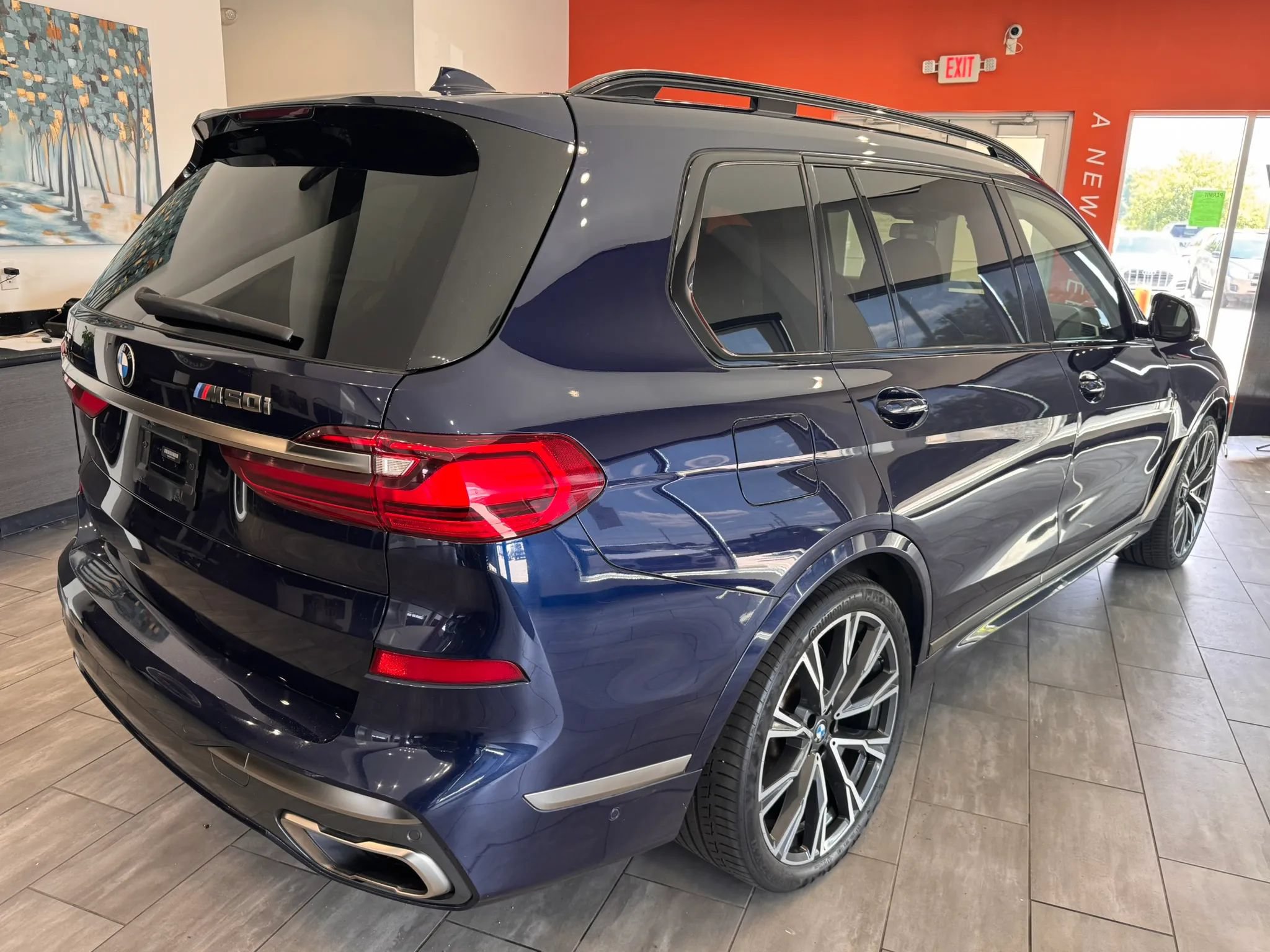 Used 2020 BMW X7 M50i w/ Dynamic Handling Package AWD/4WD image 13