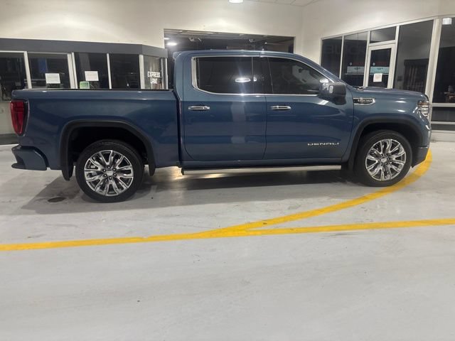 Used 2024 GMC Sierra 1500 Denali AWD/4WD image 8