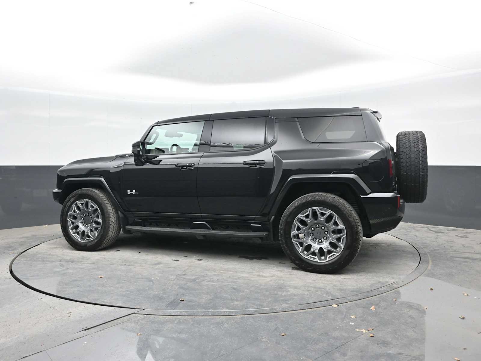 New 2025 GMC Hummer EV 3X AWD/4WD image 2