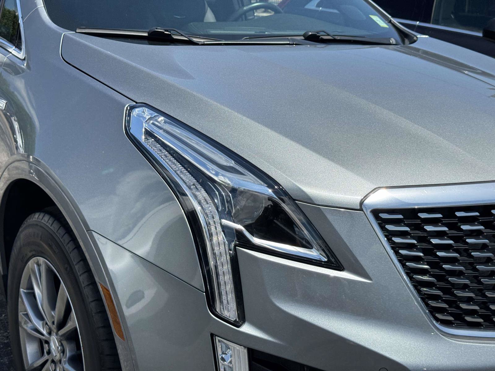 Certified 2023 Cadillac XT5 Premium Luxury AWD/4WD image 5