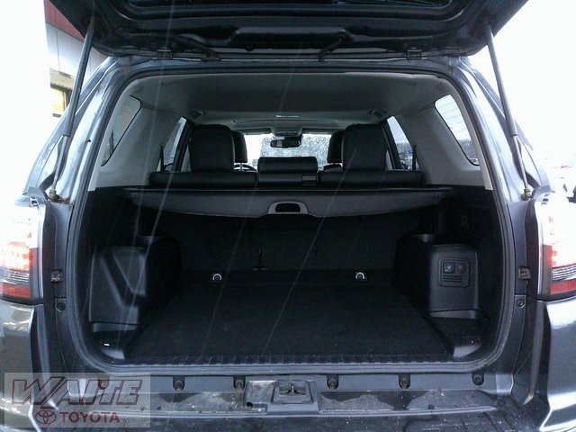 Used 2022 Toyota 4Runner Limited image 25