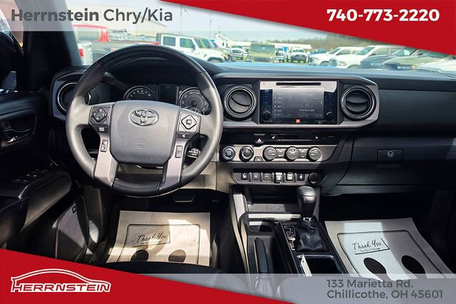 Used 2019 Toyota Tacoma TRD Sport image 6