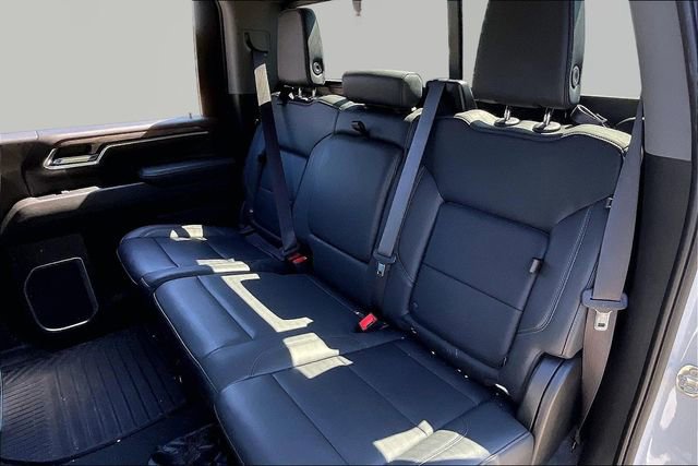 Used 2024 Chevrolet Silverado 2500 LTZ w/ LTZ Convenience Package AWD/4WD image 16