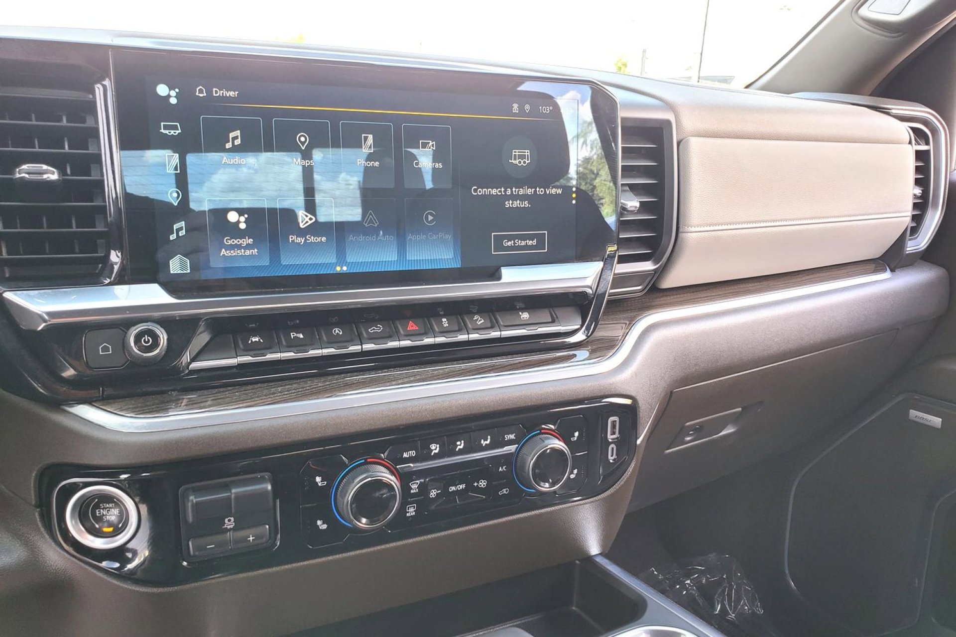 Used 2024 Chevrolet Silverado 1500 LT Trail Boss w/ LT Trail Boss Premium Package image 15