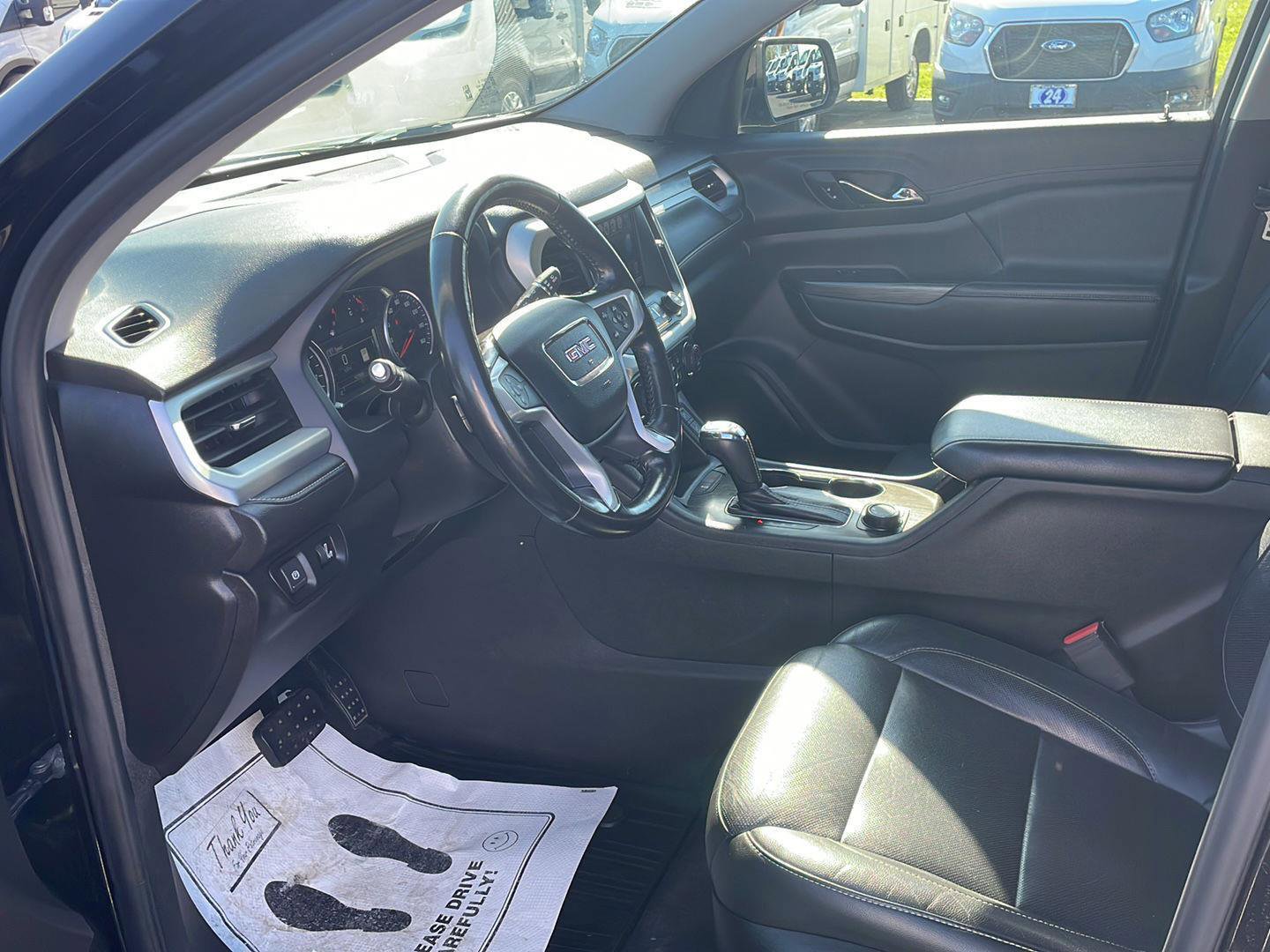 Used 2019 GMC Acadia SLT FWD image 9