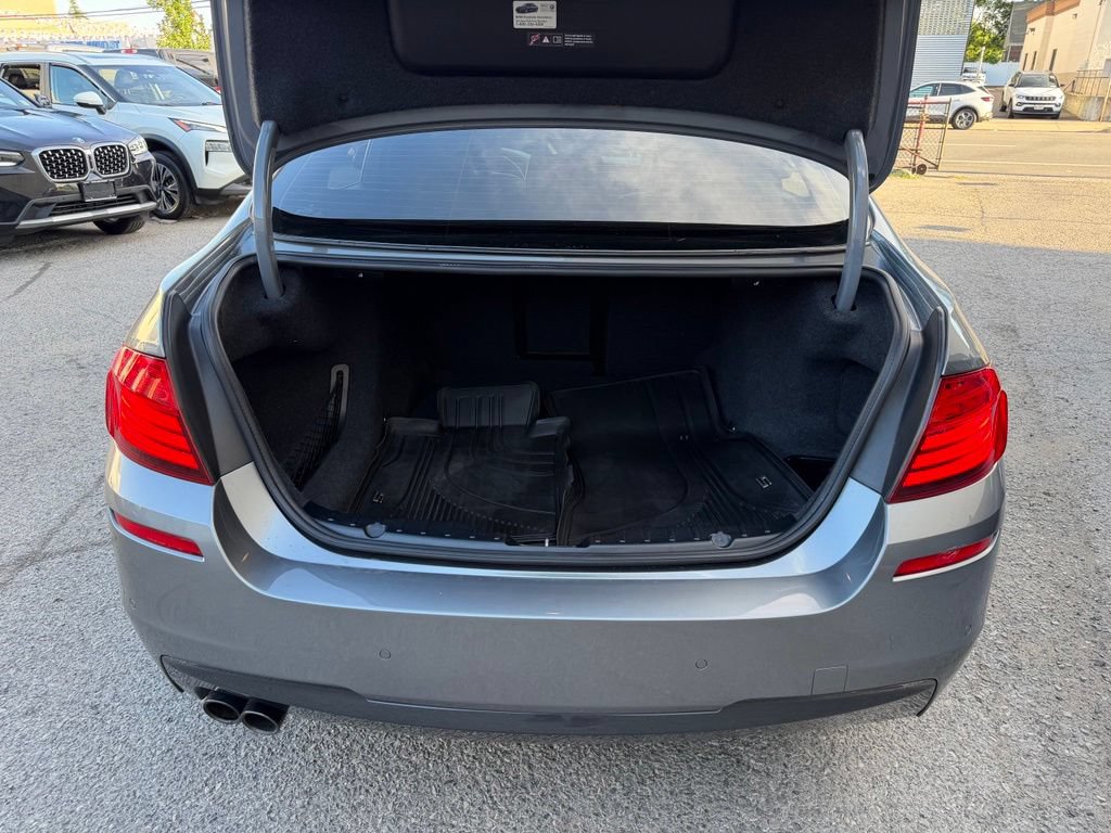 Used 2015 BMW 528i xDrive Sedan AWD/4WD image 12
