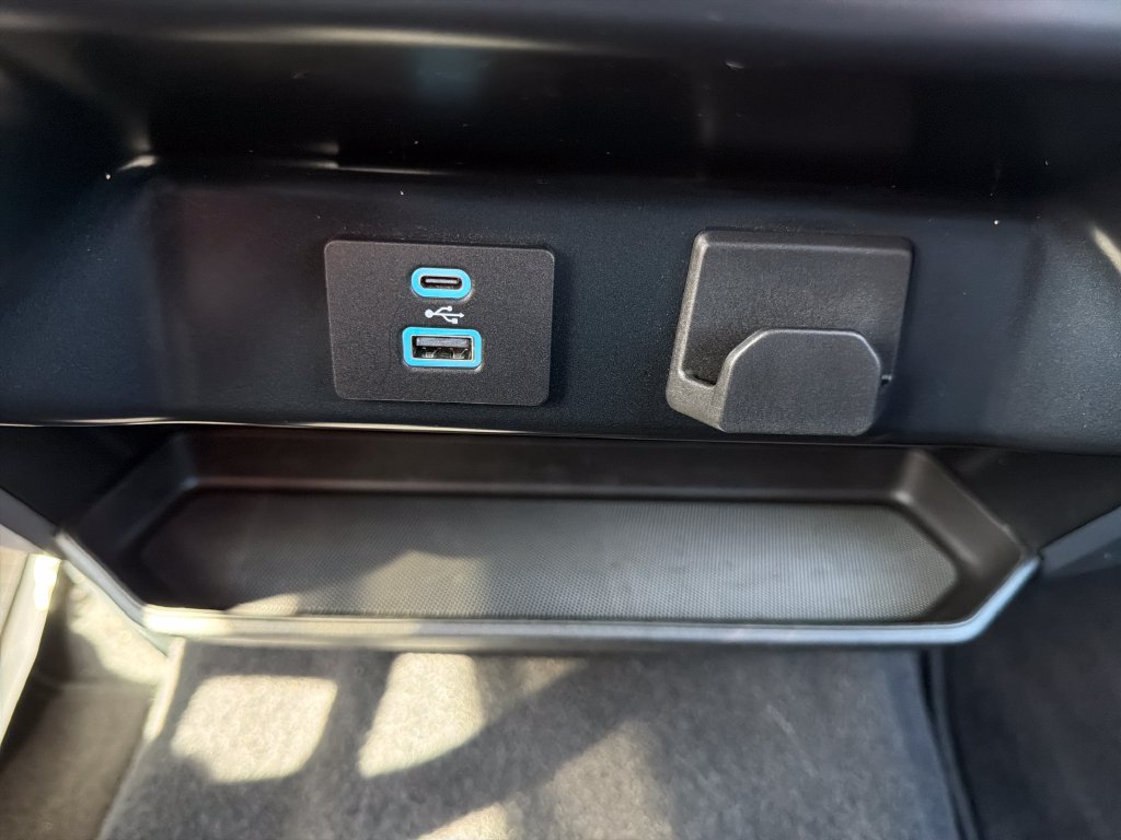 Used 2024 Ford F150 XLT RWD image 39