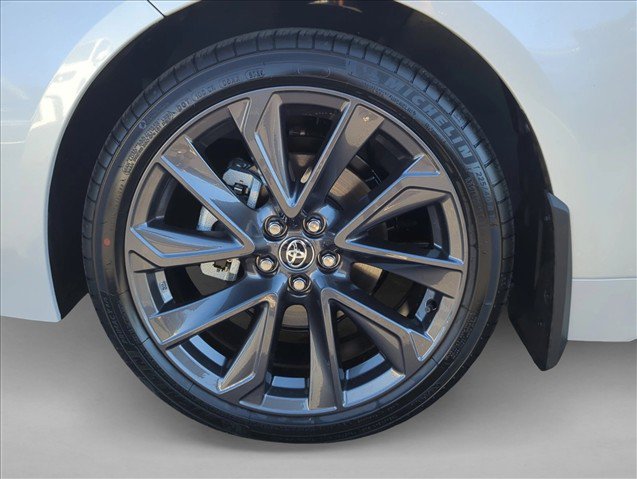 New 2026 Toyota Corolla SE w/ SE Package FWD image 9